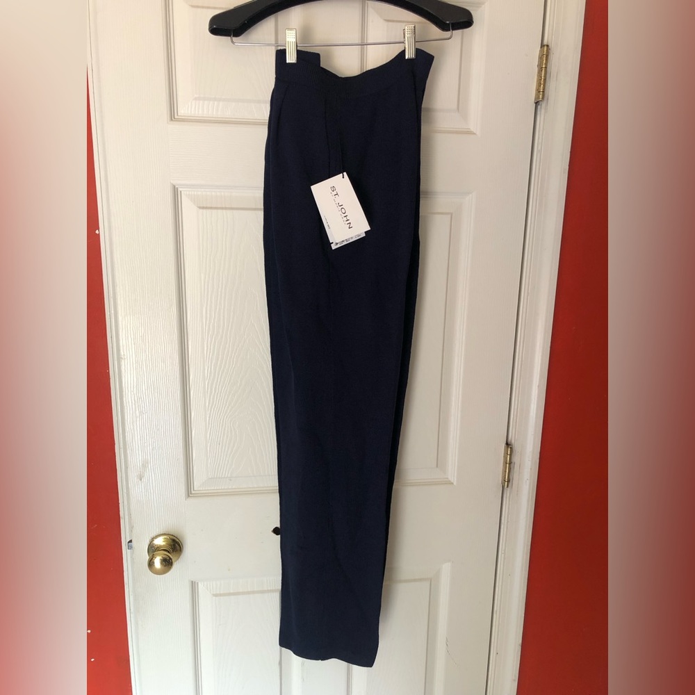 St. John pant Navy blue size 8